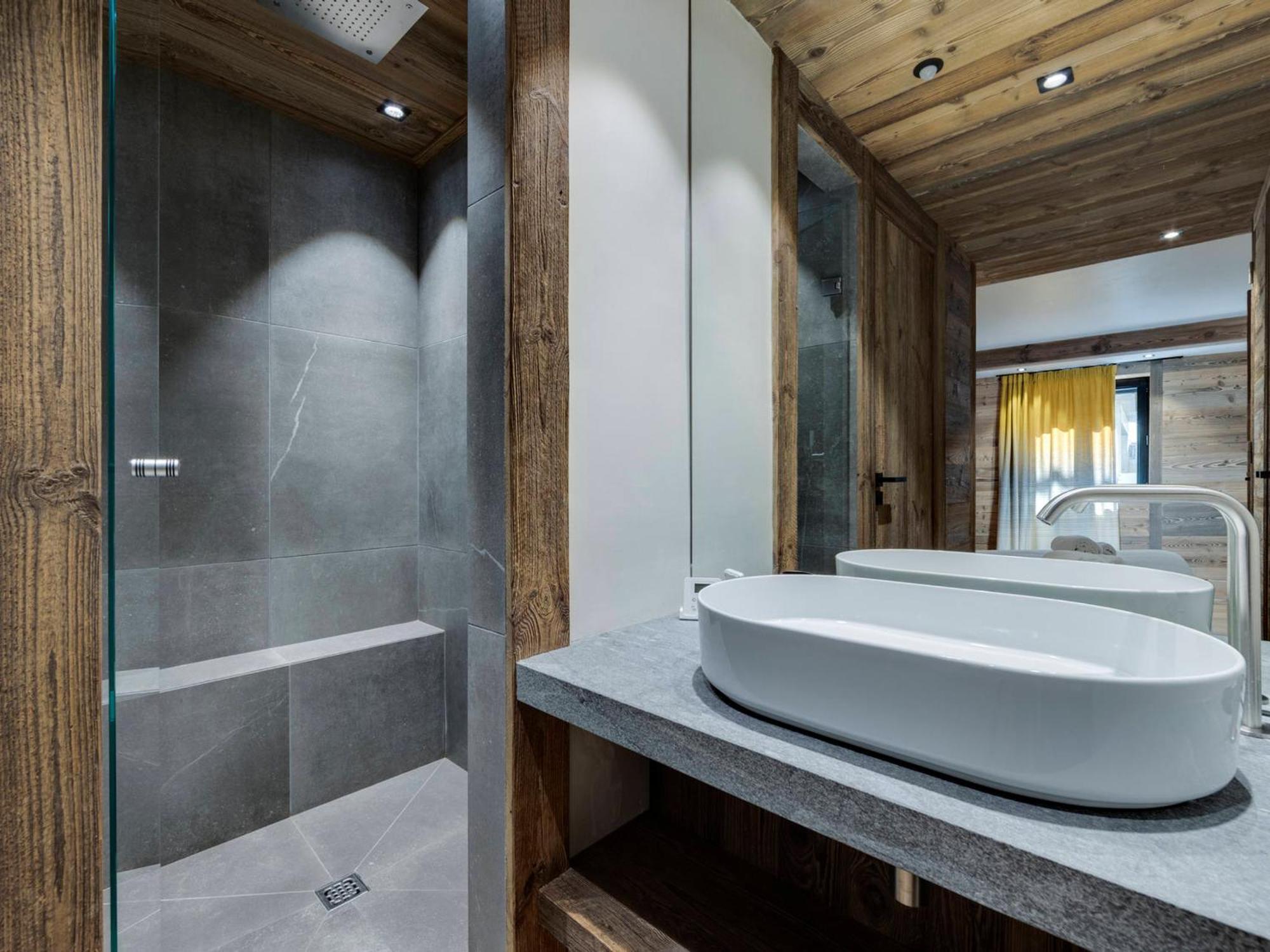 Appartement 95M², Sud-Est, Jacuzzi, Val D'Isere, 4 Suites, Parking, Animaux Ok - Fr-1-567-73 Bagian luar foto